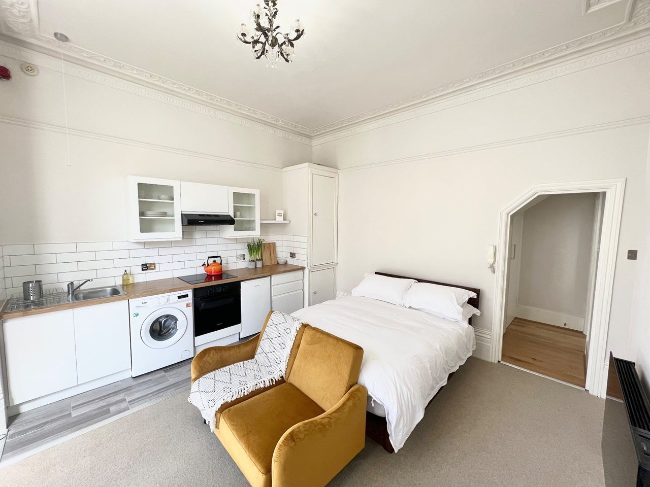 Flat Selborne Road in Hove
