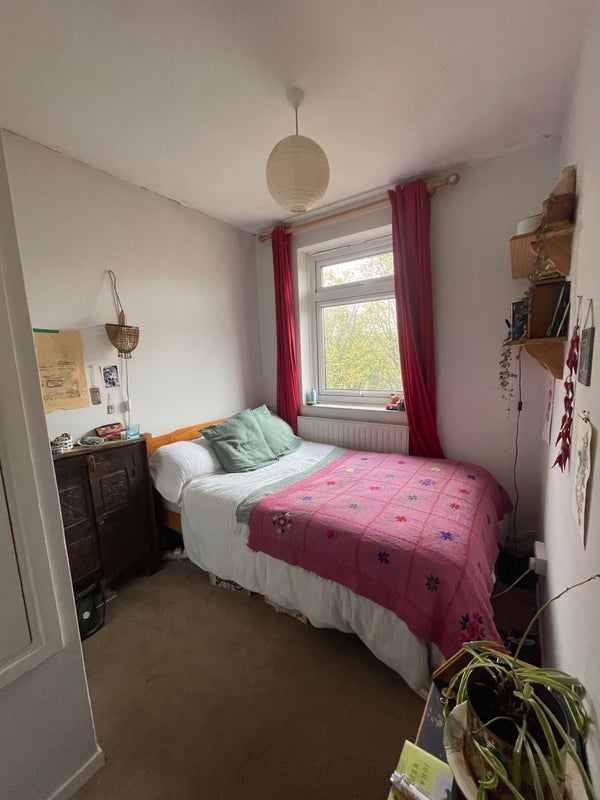 Room Darwin Street in Greater London