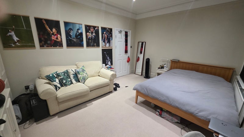Room Kyrle Road in Greater London