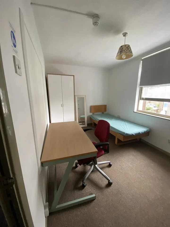 Room Arbery Road in Greater London