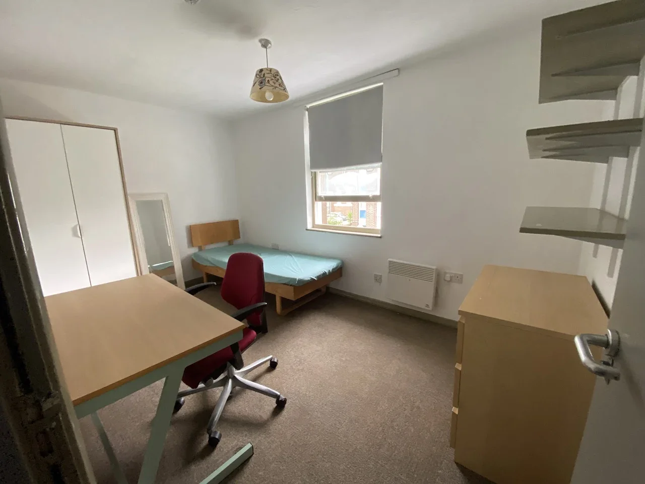 Room Arbery Road in Greater London