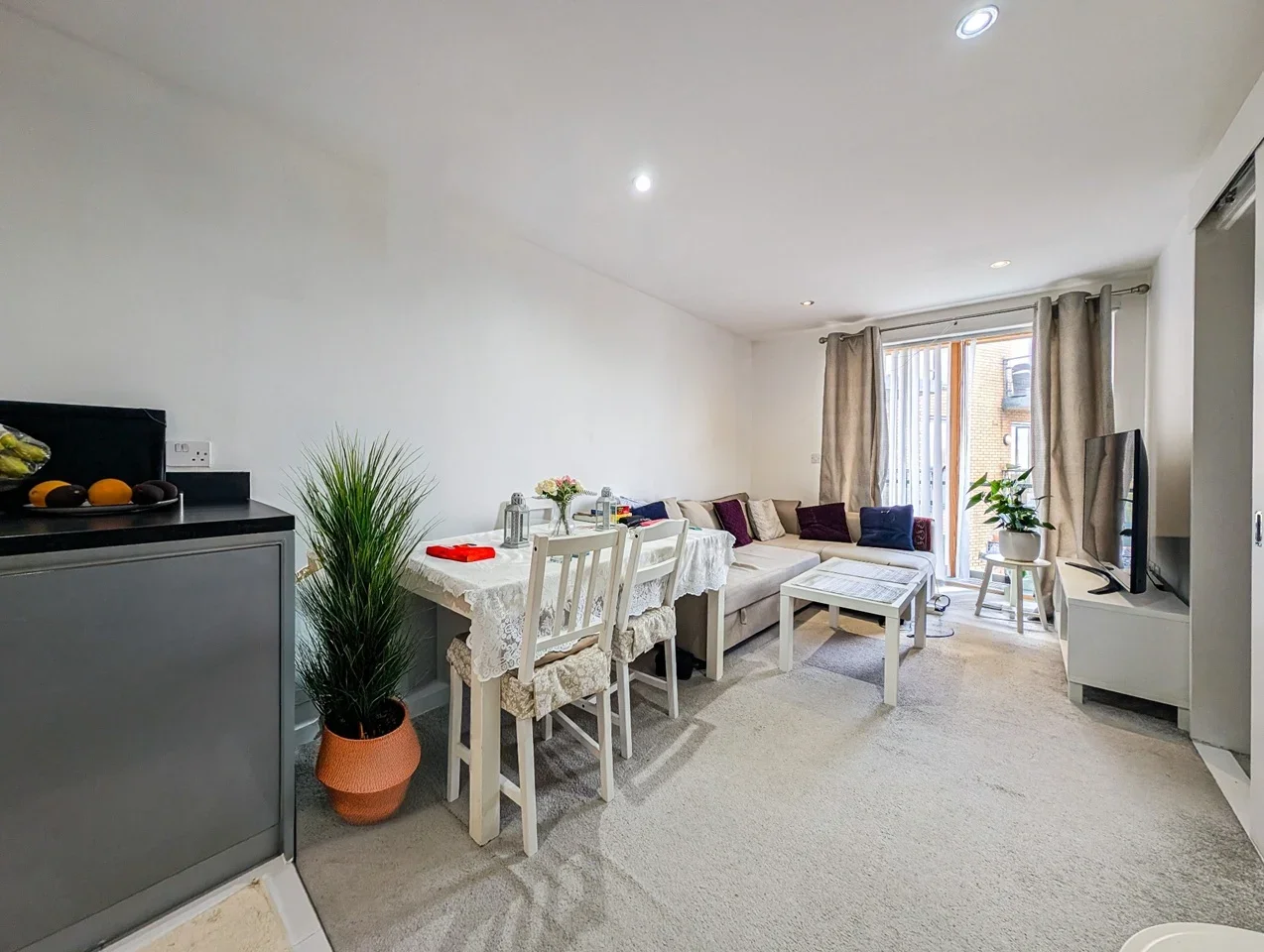 Flat Rectory Road in Greater London