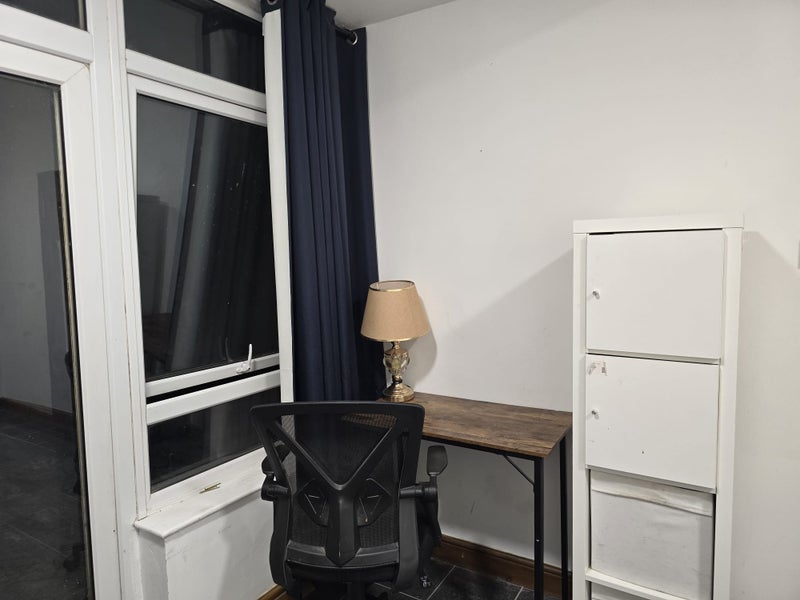 Room Wembley Hill Road in Greater London