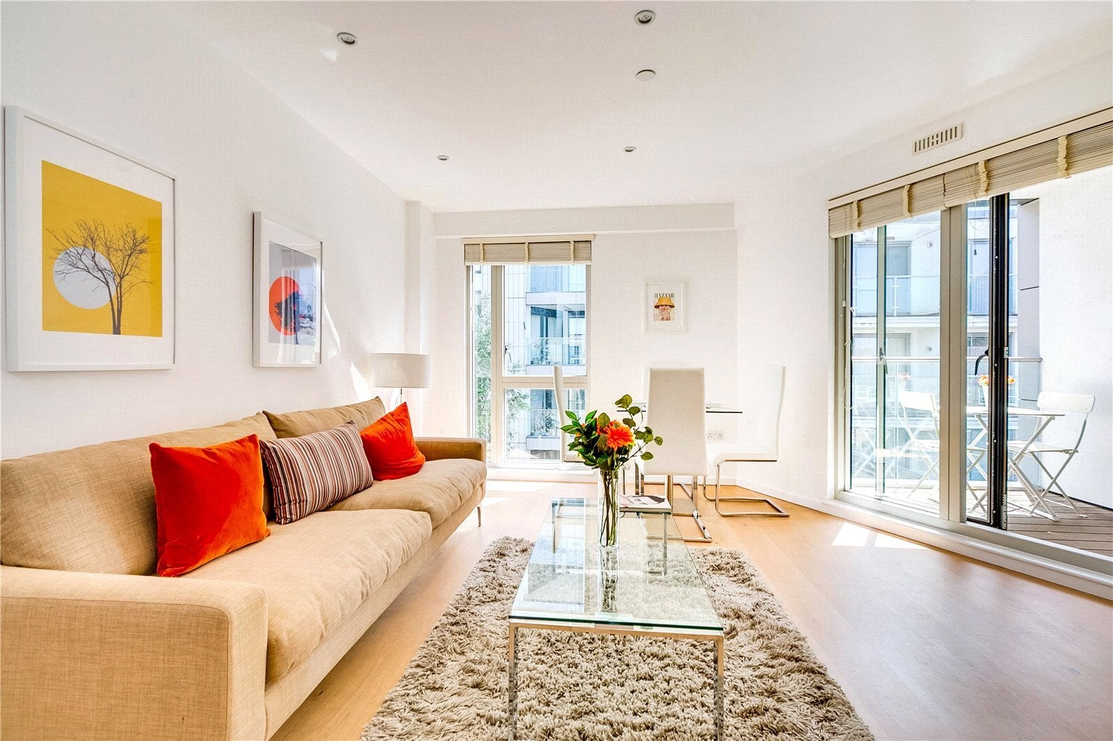 Flat Balham Hill in Greater London