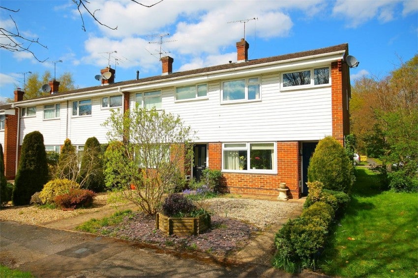 House Grayswood Drive in Surrey Heath