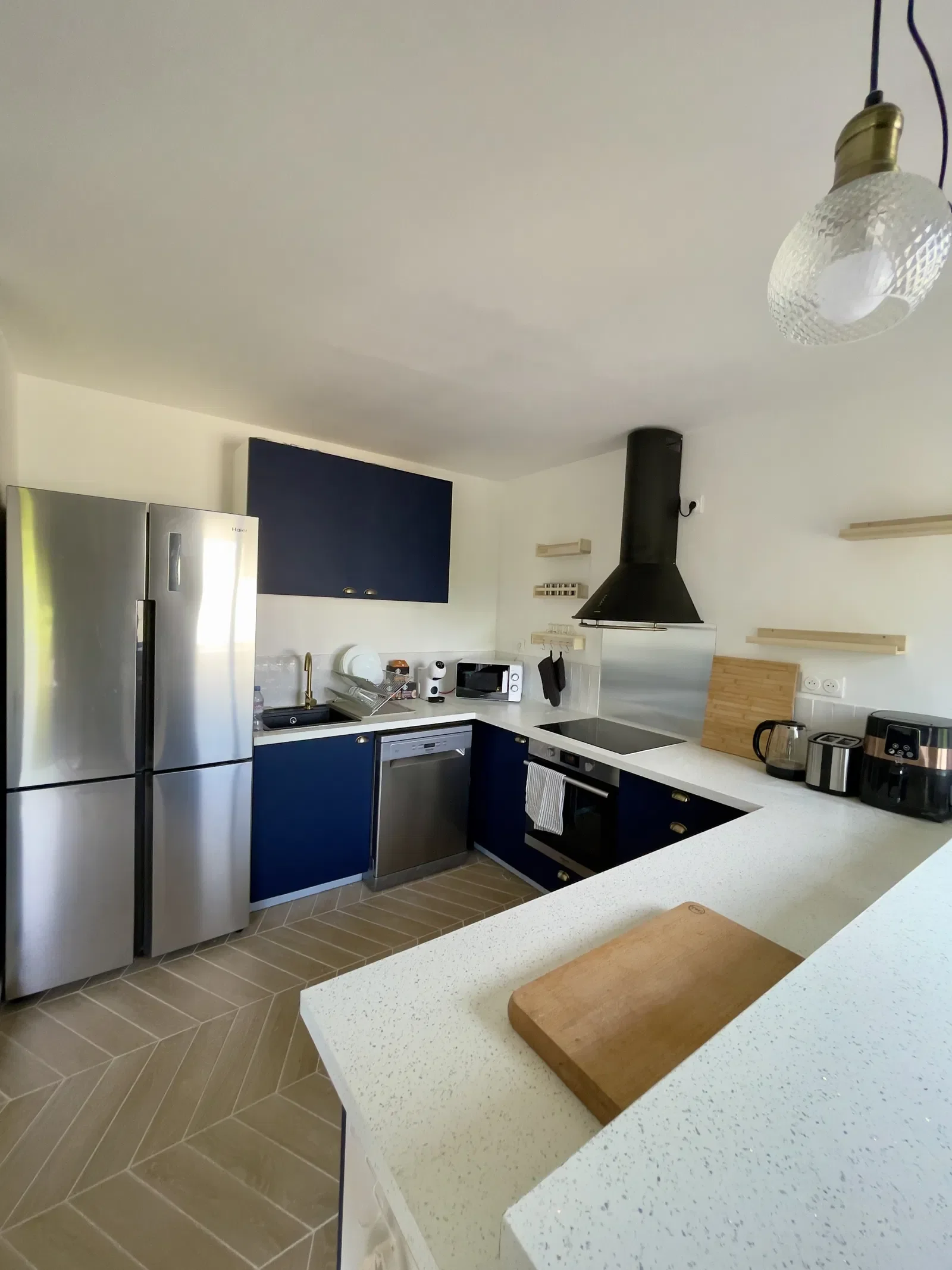 Room Rue George Stéphenson in Évry