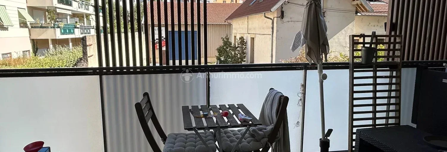 Appartement Rue de la Métallurgie à Lyon