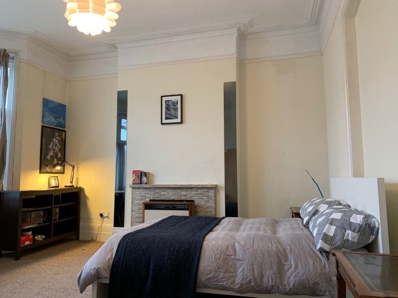 Room Wrottesley Road in Greater London