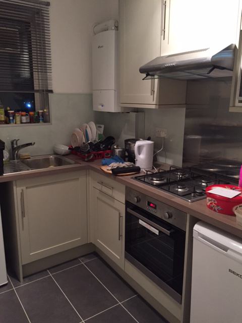 Room Tooting Grove in Greater London
