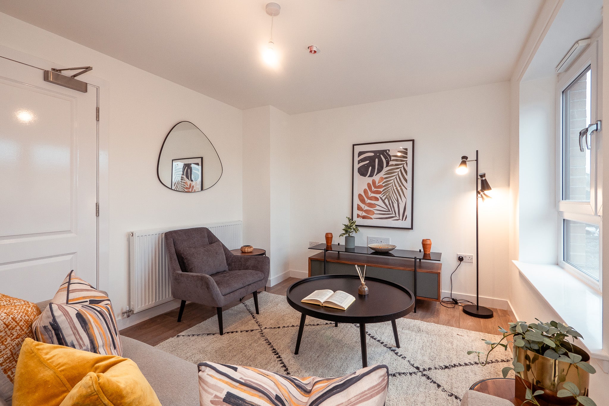 Flat Inchcolm Terrace in Edinburgh