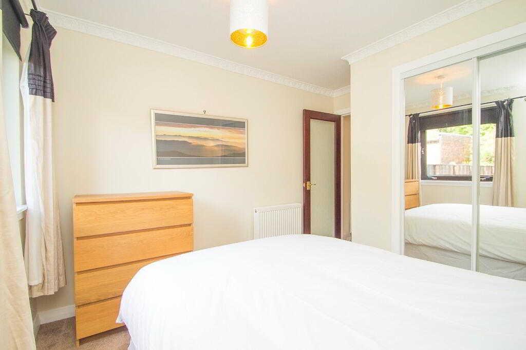Flat New Mart Road in City of Edinburgh