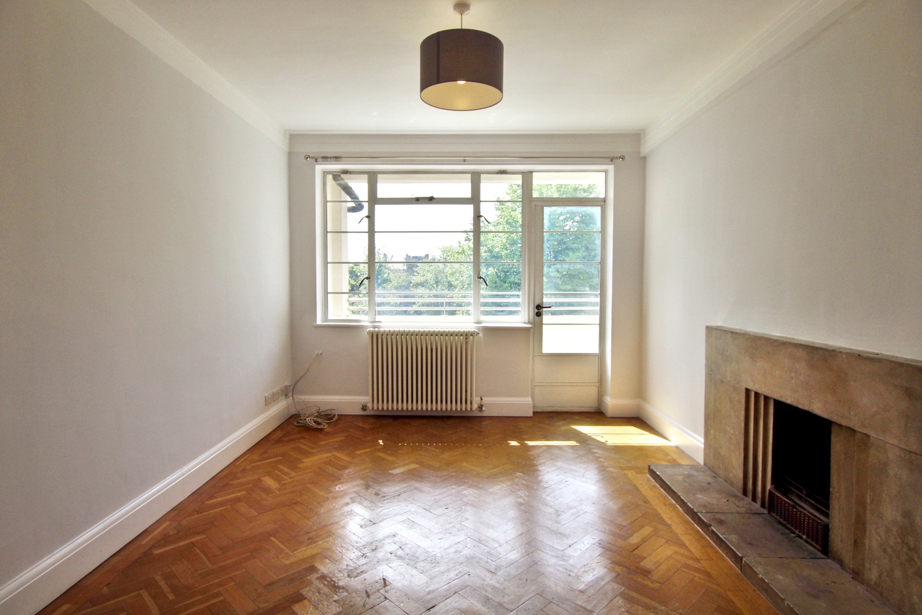 Room St Albans Road in Greater London
