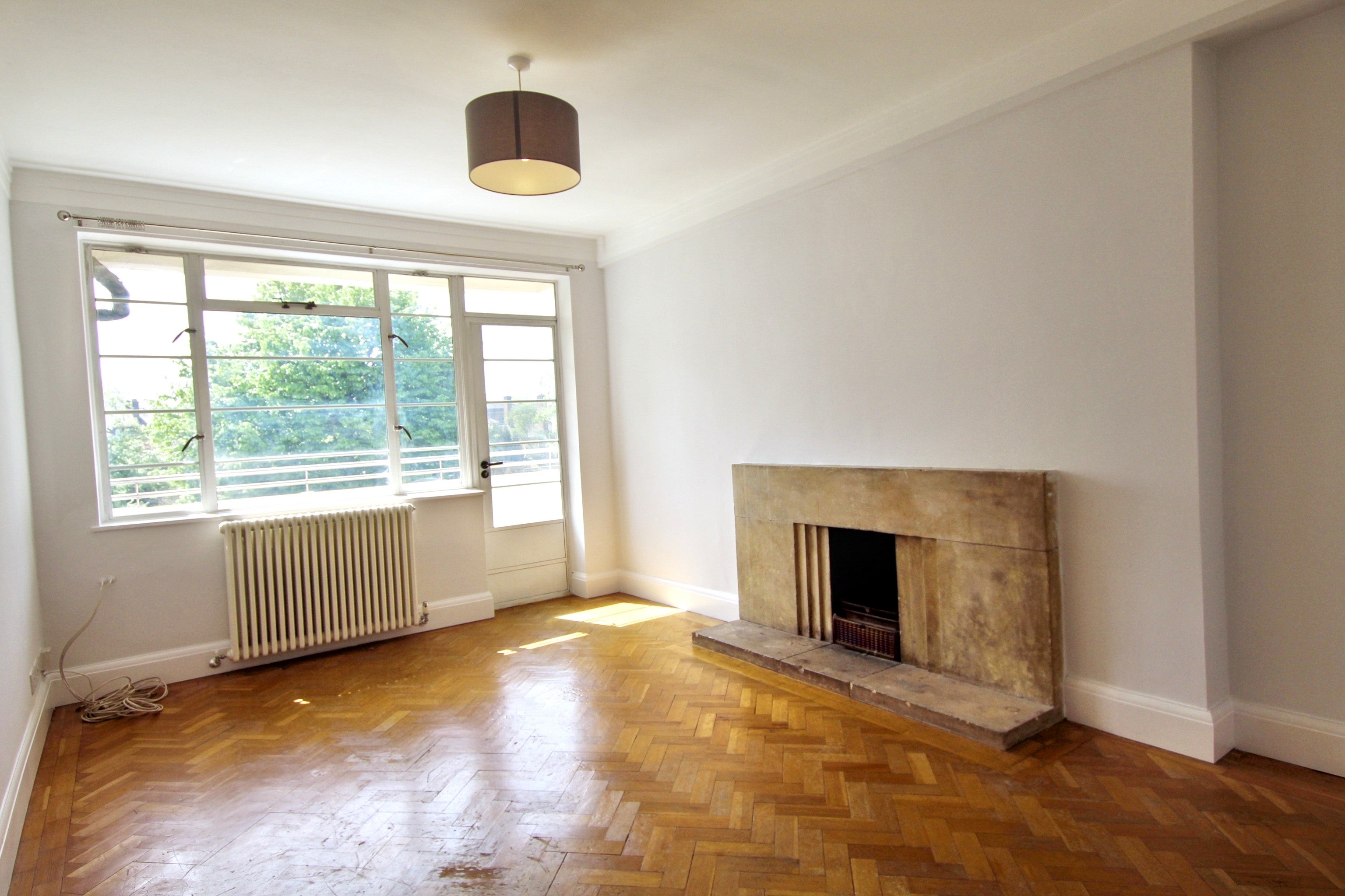 Room St Albans Road in Greater London