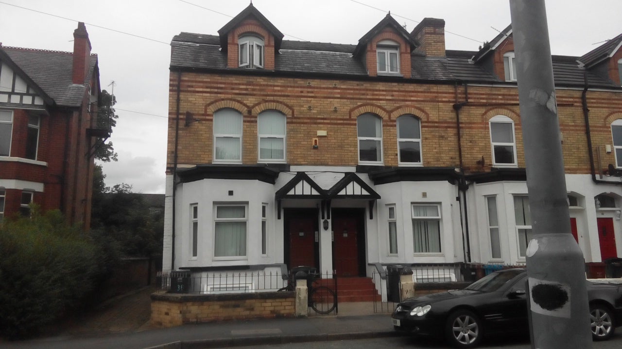 Flat Granville Road in Manchester