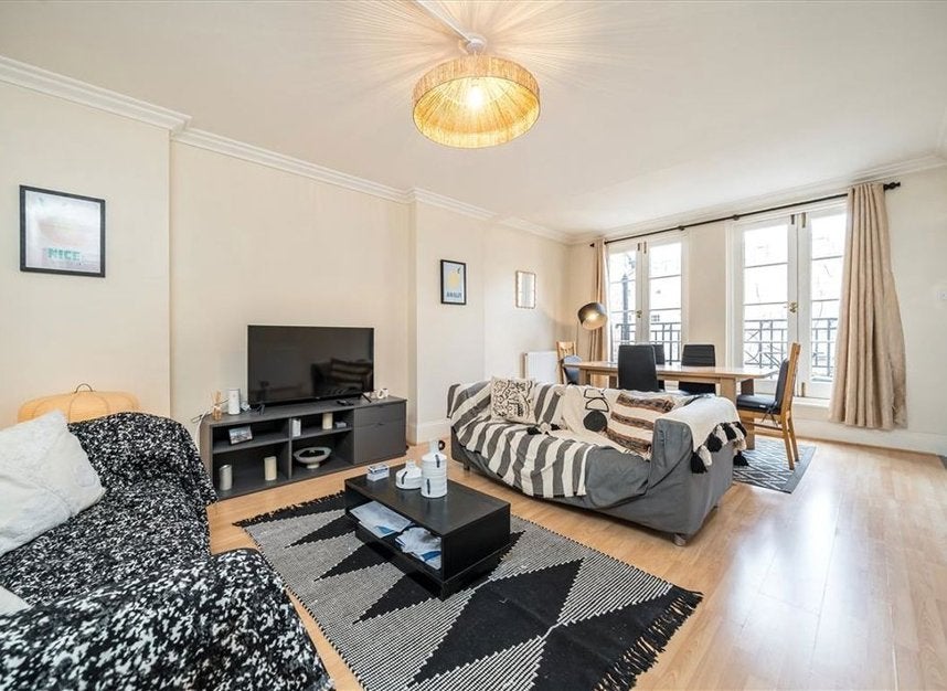 Flat Albany Street in Greater London