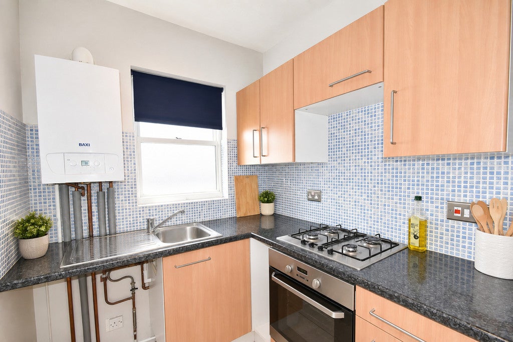 Flat Sackville Road in Portslade by Sea