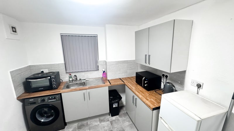 Room Ullet Road in Liverpool