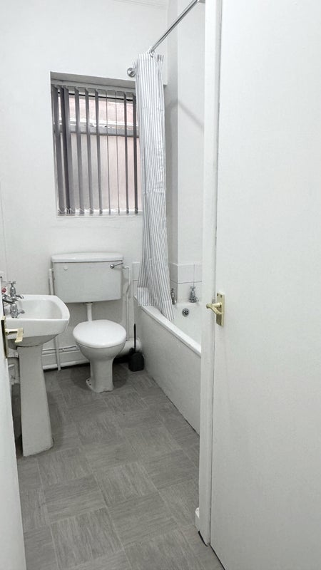 Room Ullet Road in Liverpool