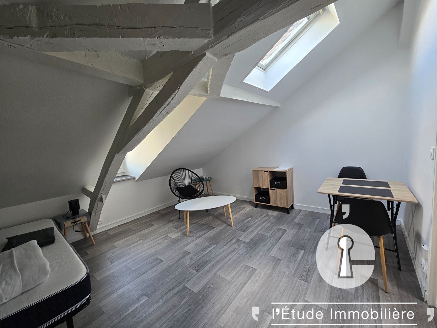 Flat Rue Prosper Brou in Laval