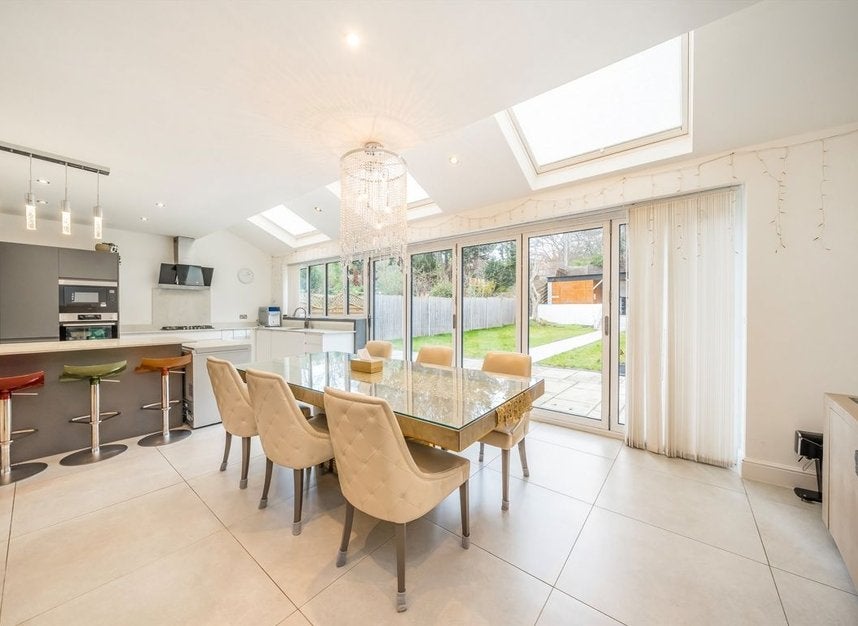 Flat Ullswater Crescent in Greater London