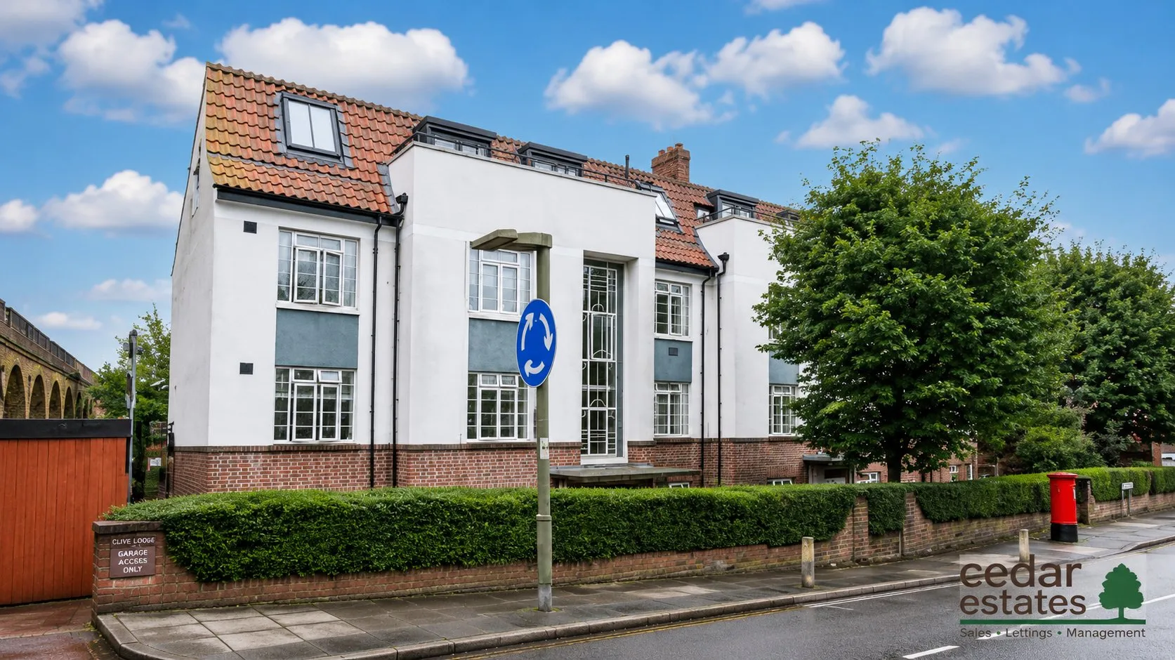 House Shirehall Lane in Greater London