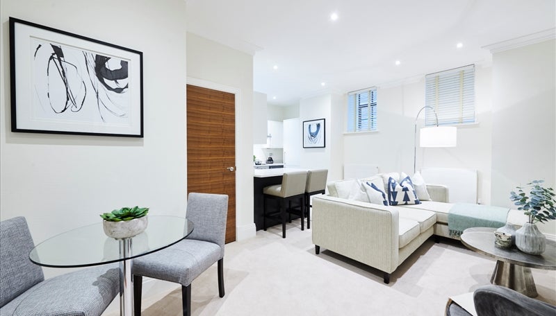 Flat Rainville Road in Greater London