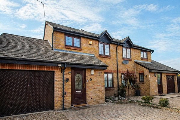 House Crothall Close in Greater London
