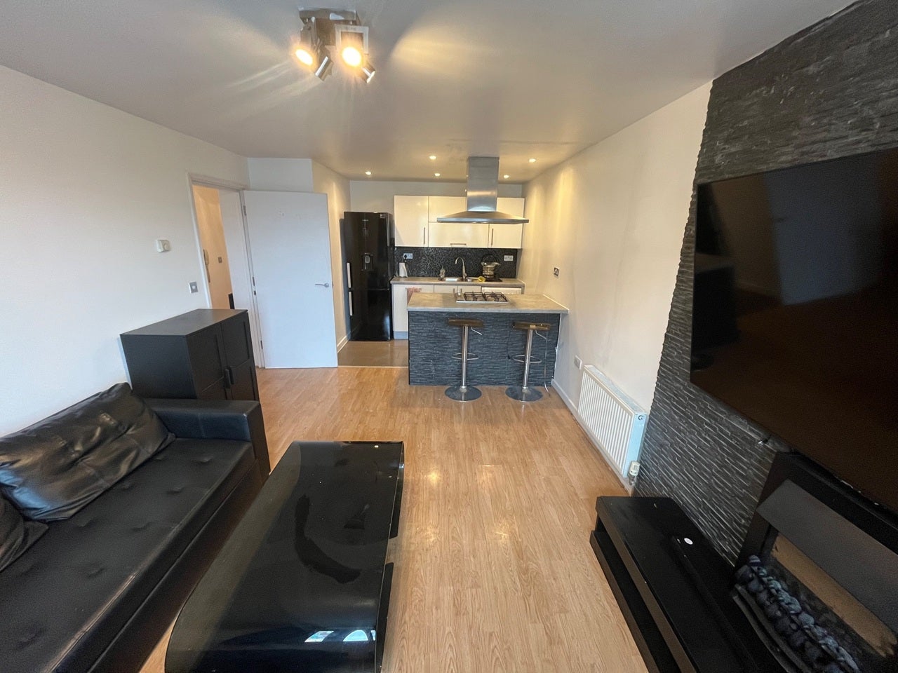 Flat Lincoln Road in Greater London