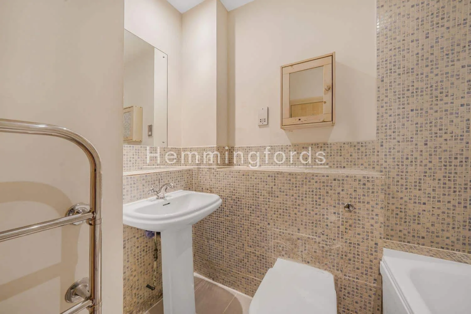 Flat Farringdon Road in Greater London
