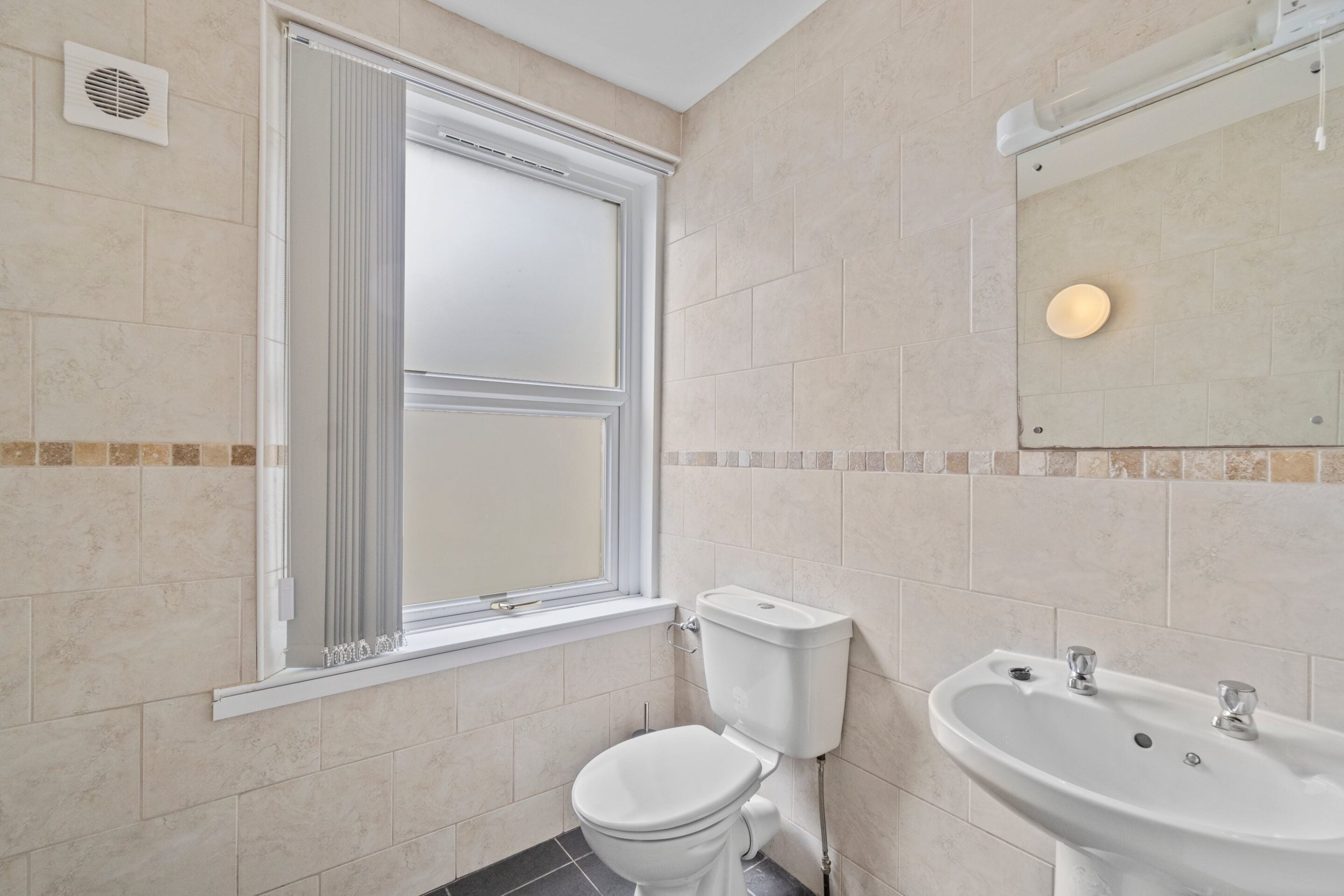 Room Mildmay Street in Plymouth