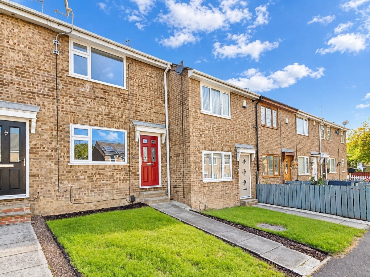 House Dacre Close in Kirklees