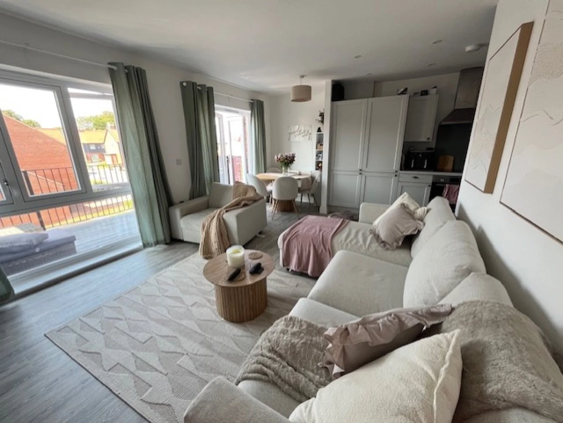 Flat Burstall Gardens in Winchester