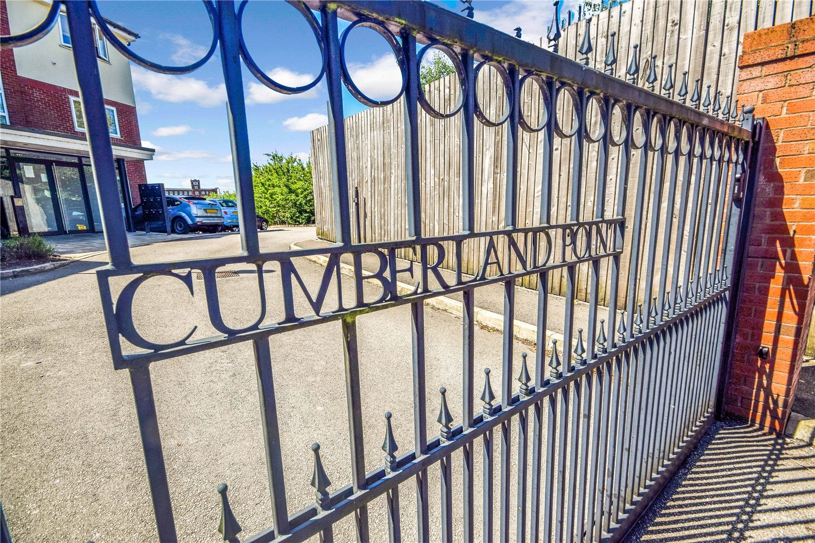 Flat Cumberland Avenue in Salford