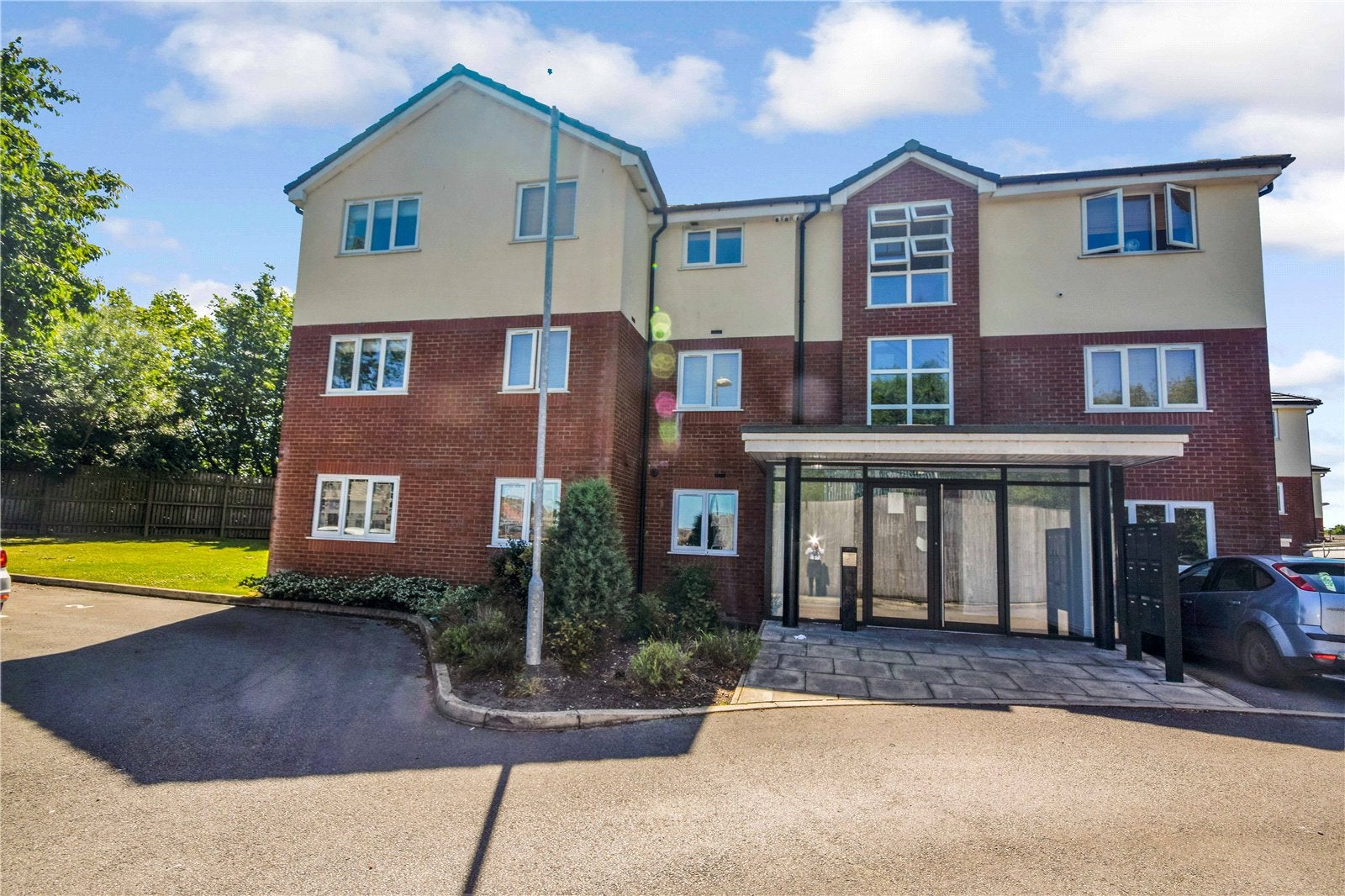 Flat Cumberland Avenue in Salford