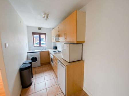 House Rillington Gardens in Shenley Brook End