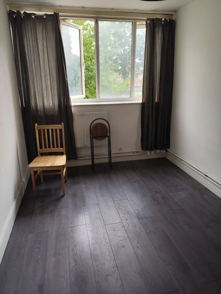 Room Warner Terrace in Greater London