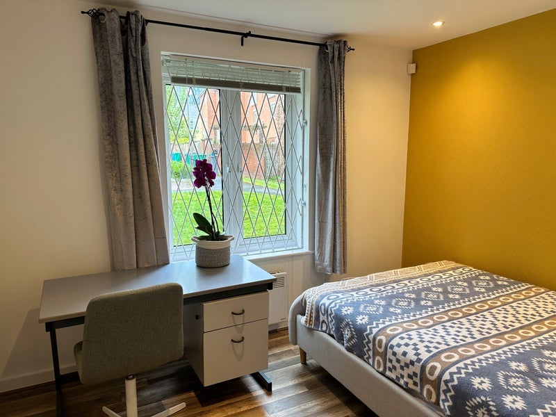 Room St. Wilfrids Street in Manchester