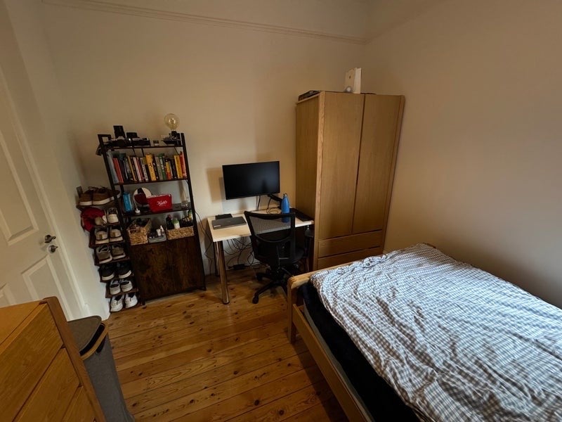 Room Lawn Lane in Greater London