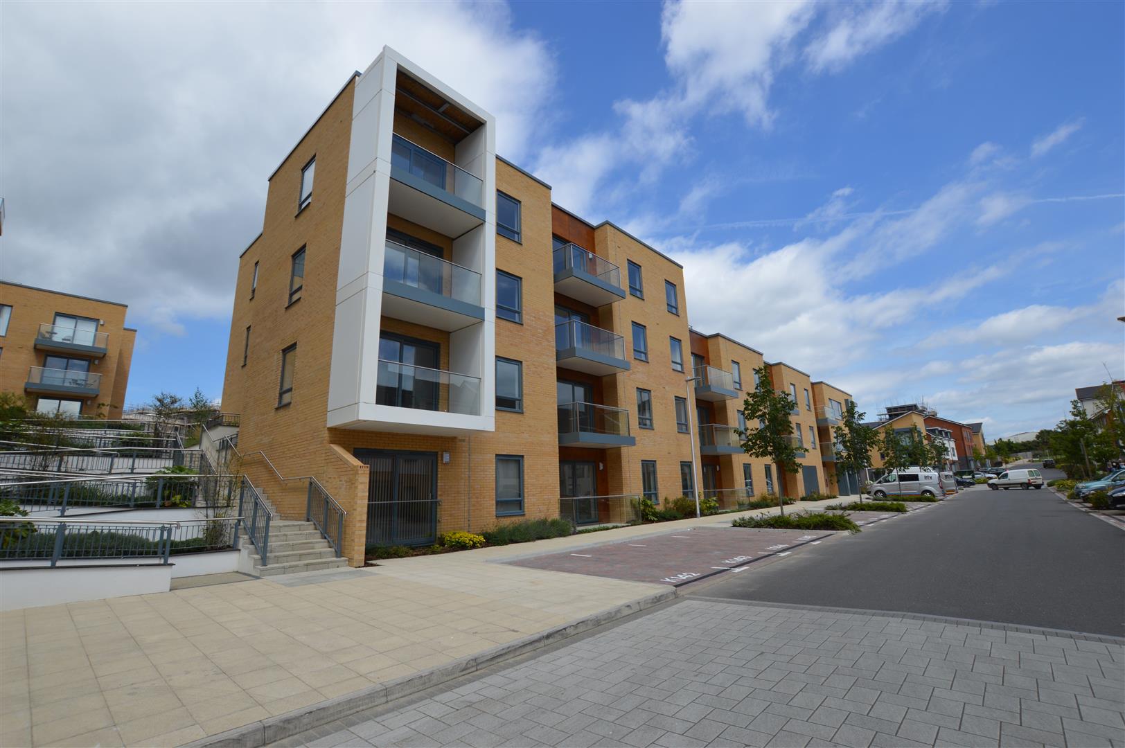 Flat Drake Way in Reading