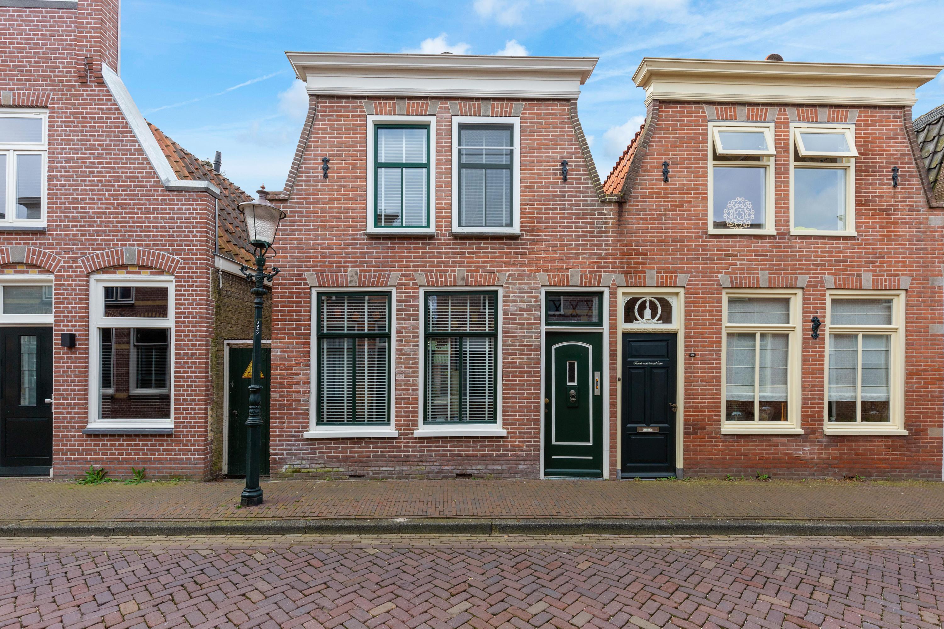 Vissersdijk 23 in Enkhuizen