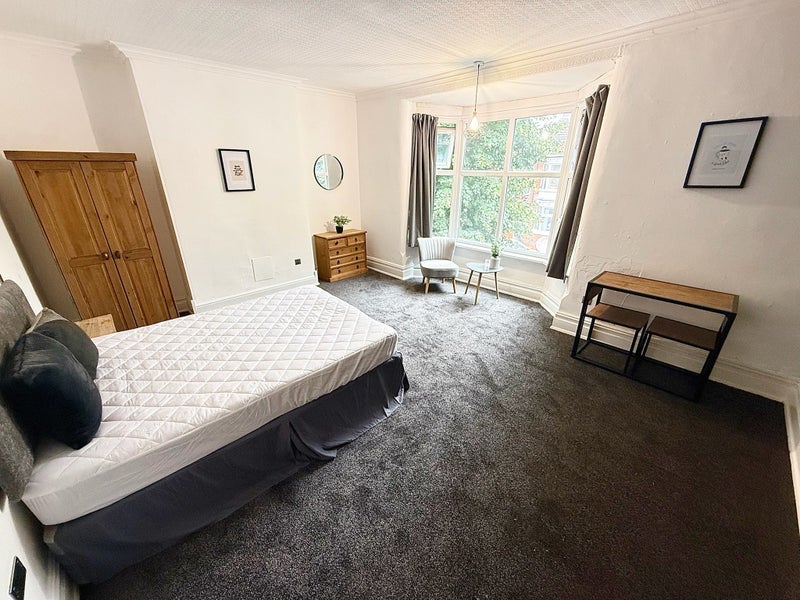 Room Winchester Avenue in Leicester