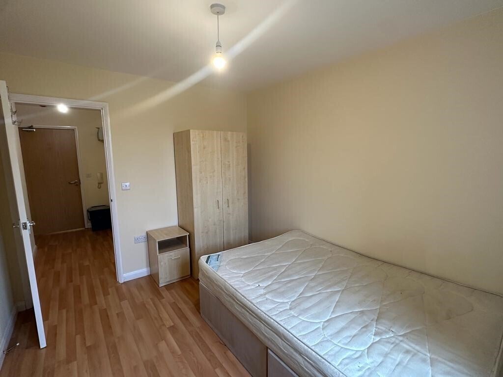 Flat Empress Road in Derby