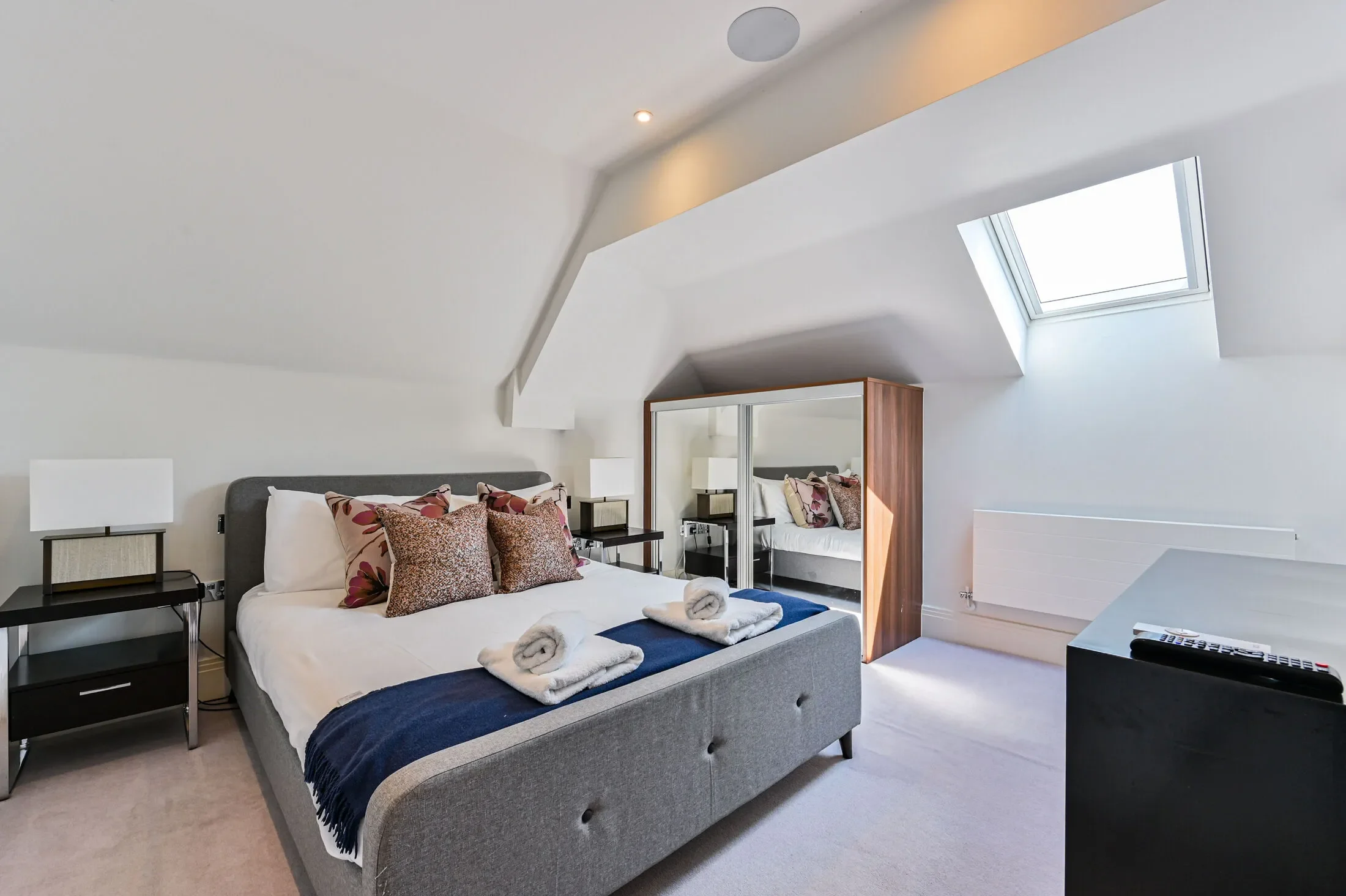 Flat Rainville Road in Greater London