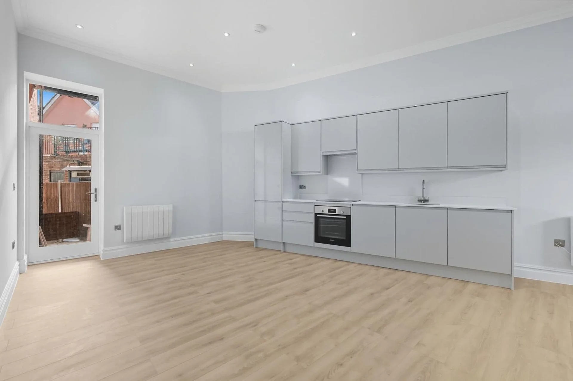 Flat Court Yard in Greater London