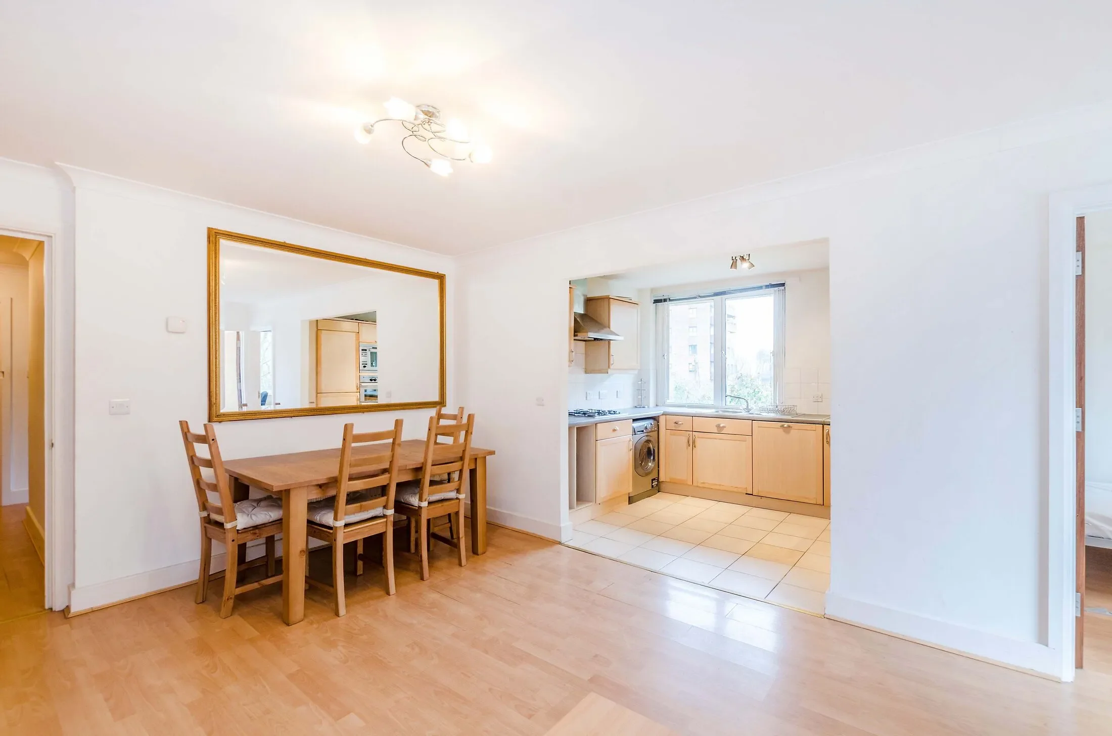 Flat North Bank in City of Westminster