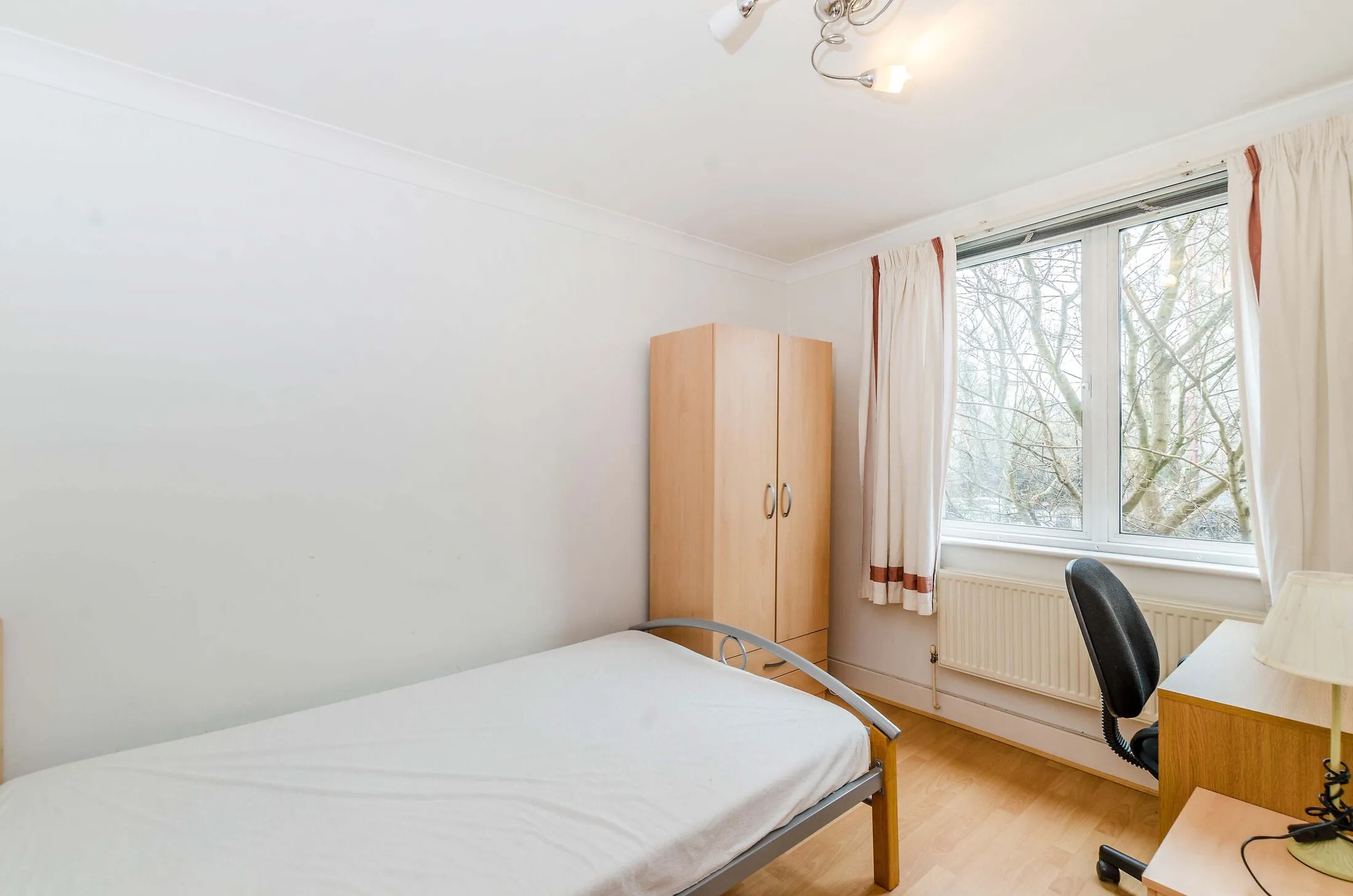 Flat North Bank in City of Westminster