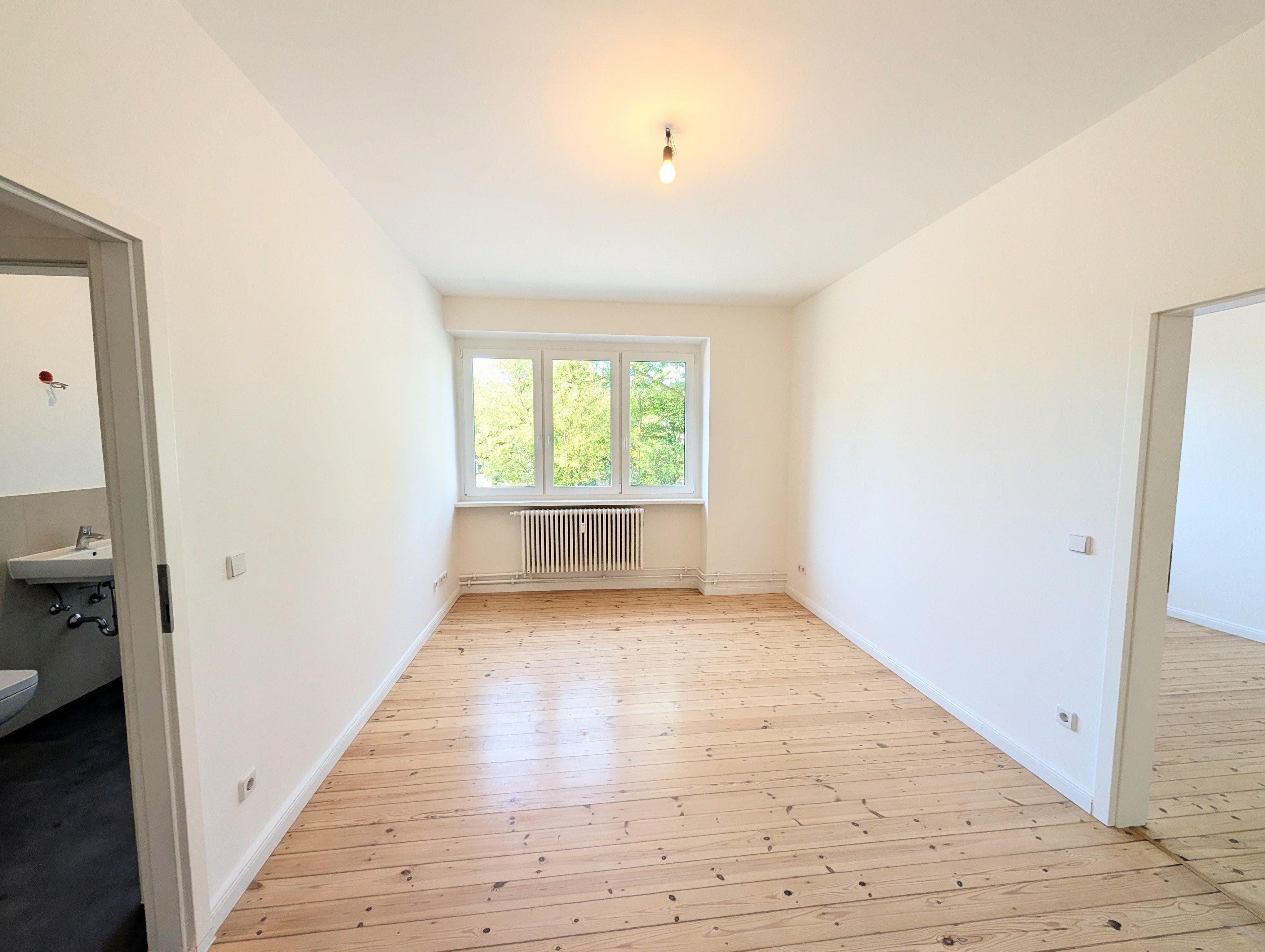 Wohnung Schlangenbader Straße in Berlin