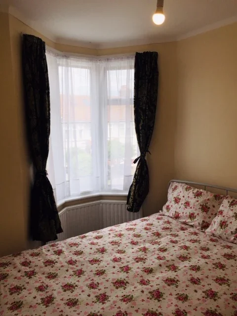 Flat Grenoble Gardens in Greater London