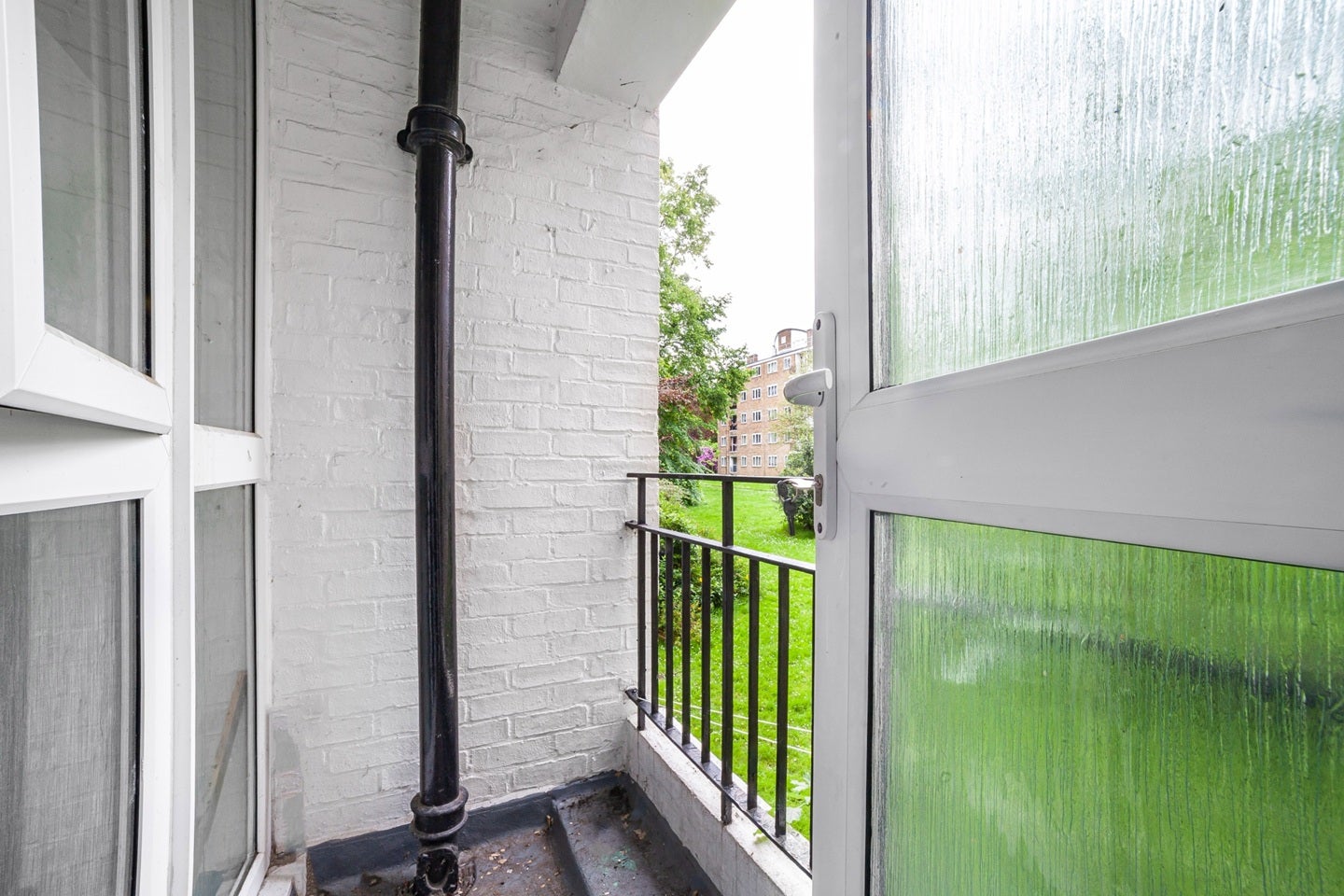 Room Tildesley Road in Greater London