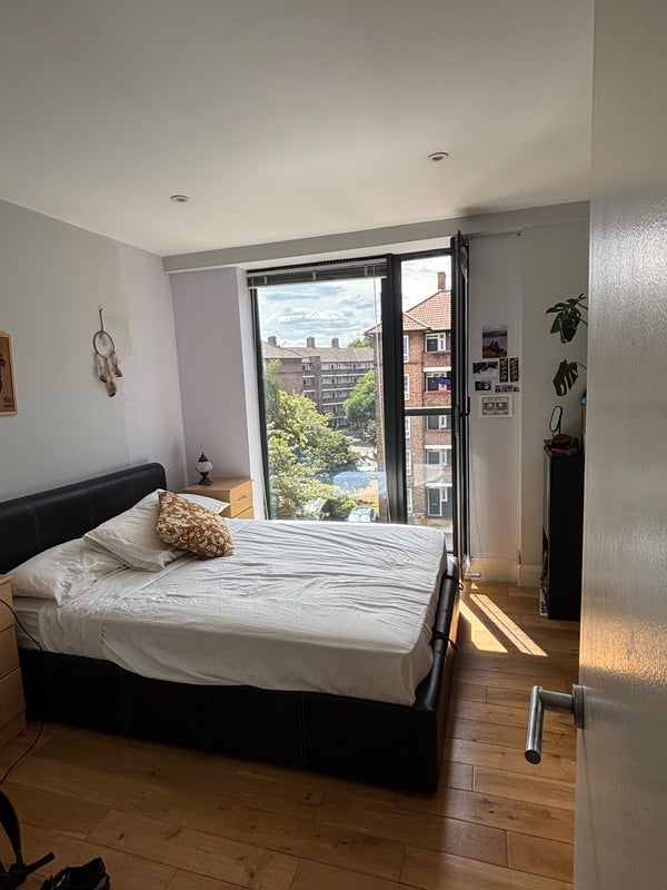 Room Weston Street in Greater London